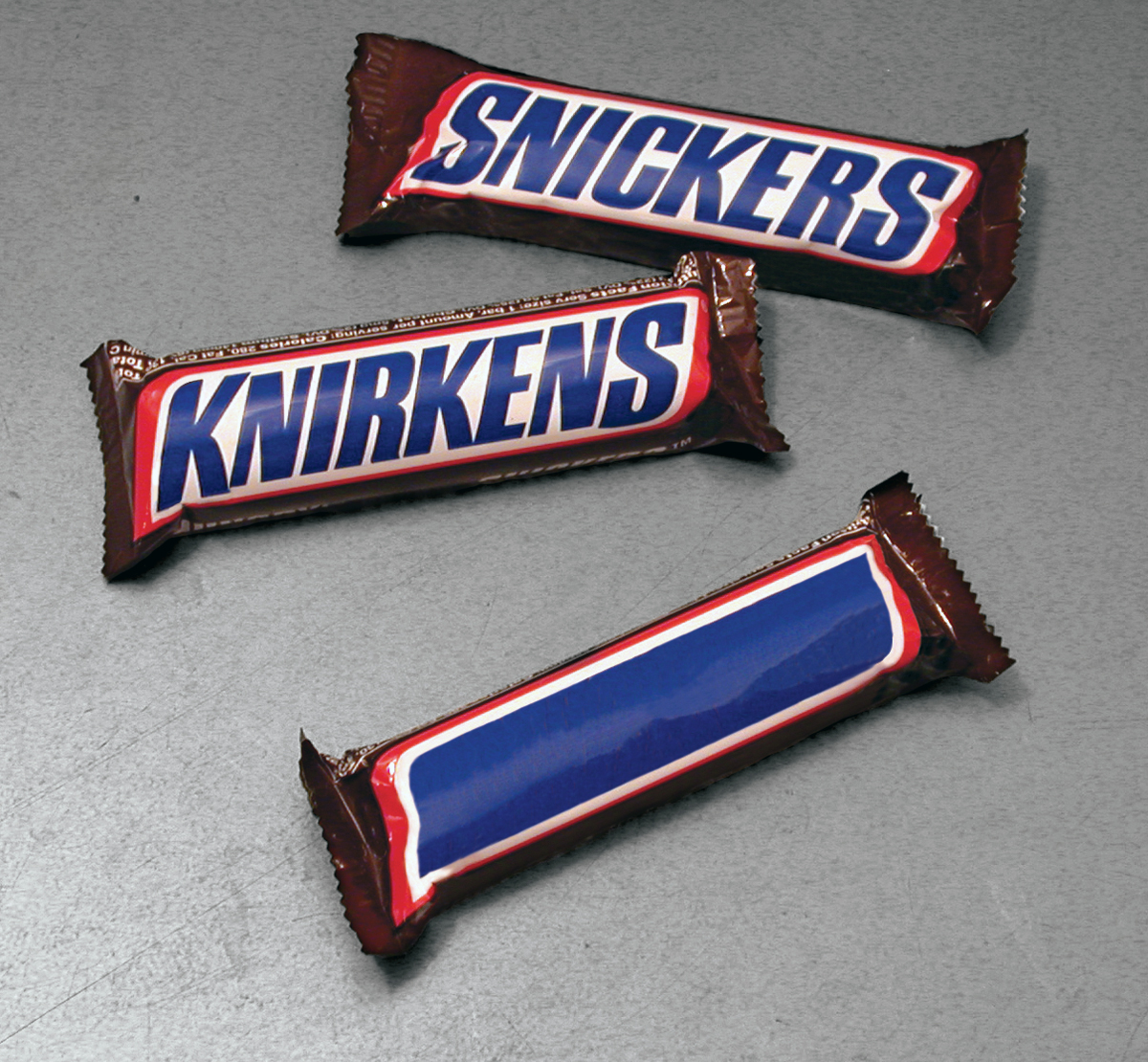 snickers_mockup02-1